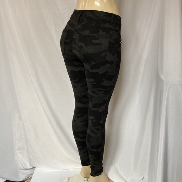 WIT & WISDOM Leggings Women Size 4 Camouflage Ponte Knit Ankle Trousers NWT - Picture 5 of 10